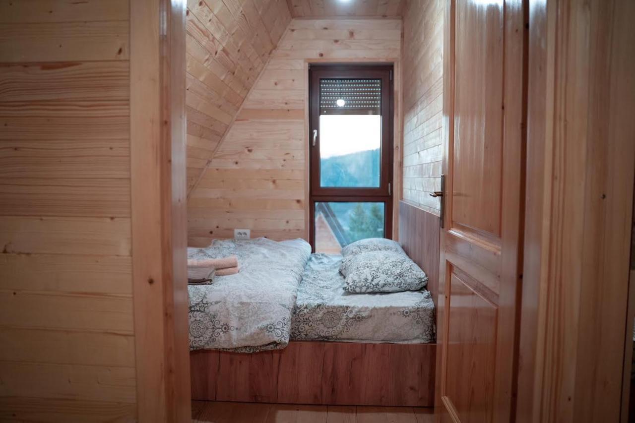 Villa Route Rugove 佩奇 外观 照片