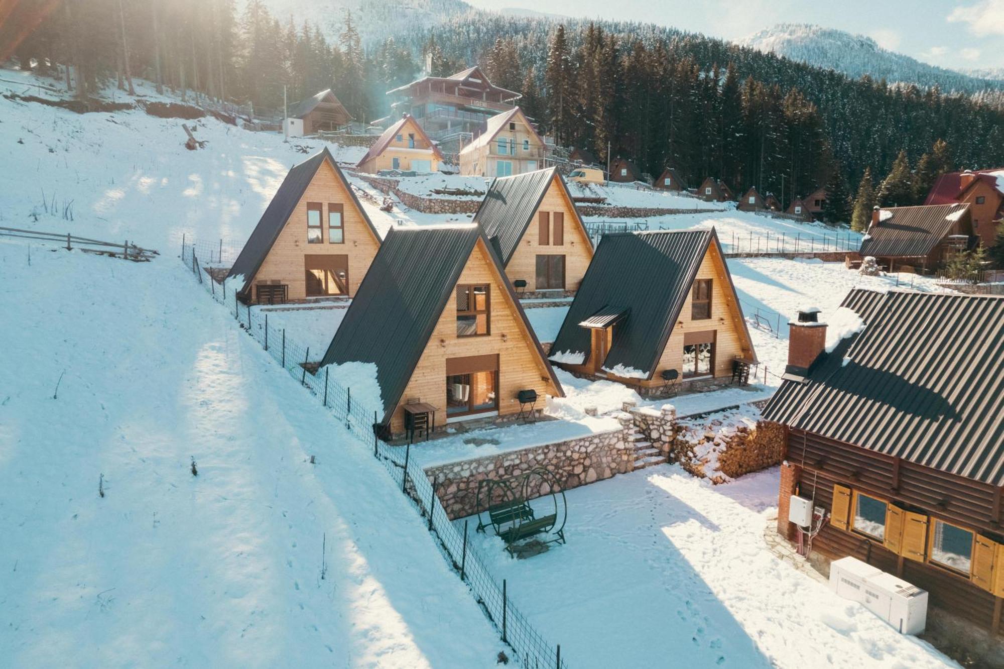 Villa Route Rugove 佩奇 外观 照片